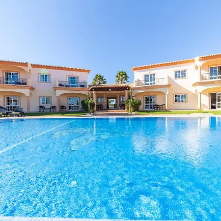 פארק נופש Atalaia Sol - Tennis & Heated Pool In Winter 4*
