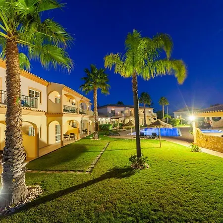 פארק נופש Atalaia Sol - Tennis & Heated Pool In Winter 4*