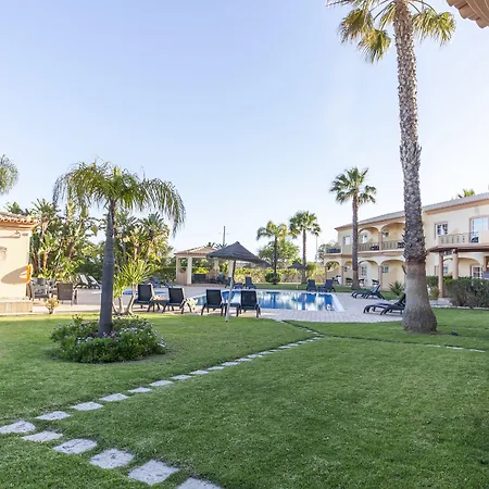 Atalaia Sol - Tennis & Heated Pool In Winter Tatil parkı Lagos