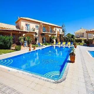 Aldeamento Turístico Atalaia Sol - Tennis & Heated Pool In Winter 4*