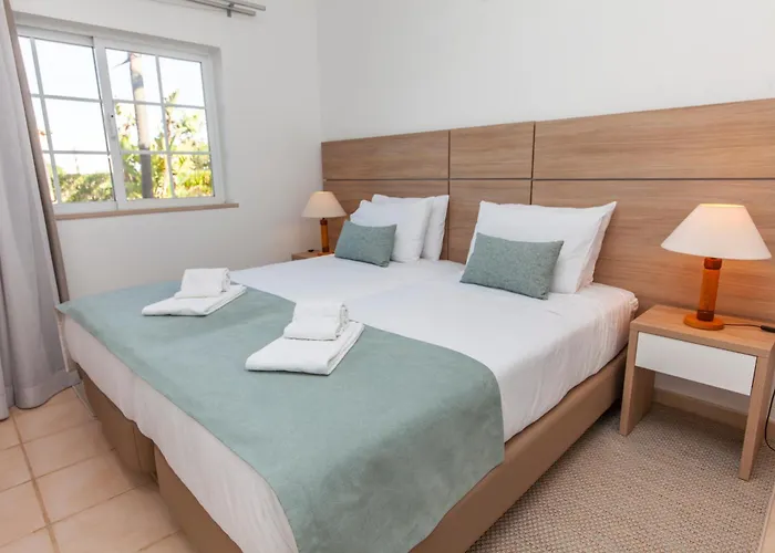 Atalaia Sol - Tennis & Heated Pool In Winter 홀리데이파크 라고스