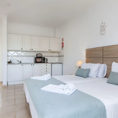 Vakantiepark Atalaia Sol - Tennis & Heated Pool In Winter Lagos